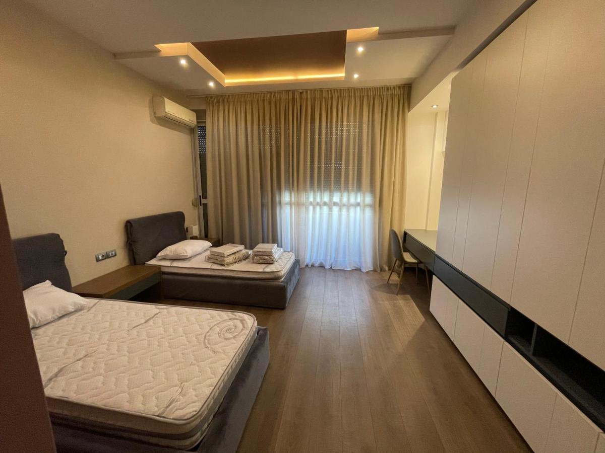 Apartment Mak *